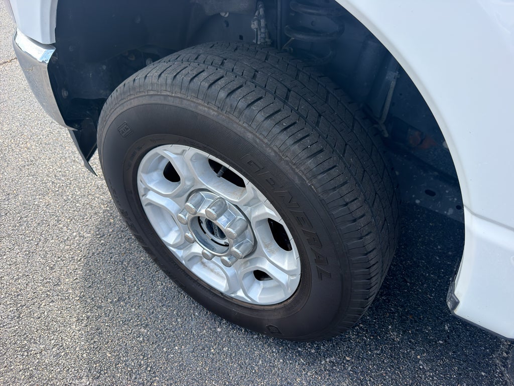 2025 Ford Super Duty F-250 SRW XL