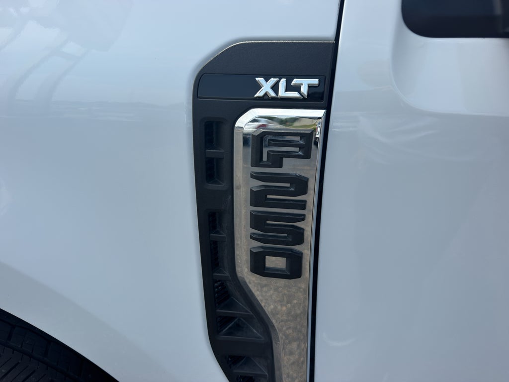 2025 Ford Super Duty F-250 SRW XL