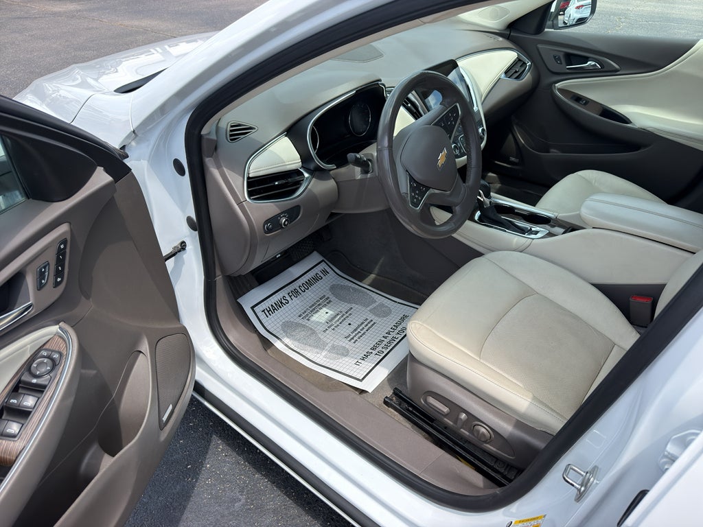 2024 Chevrolet Malibu 2LT