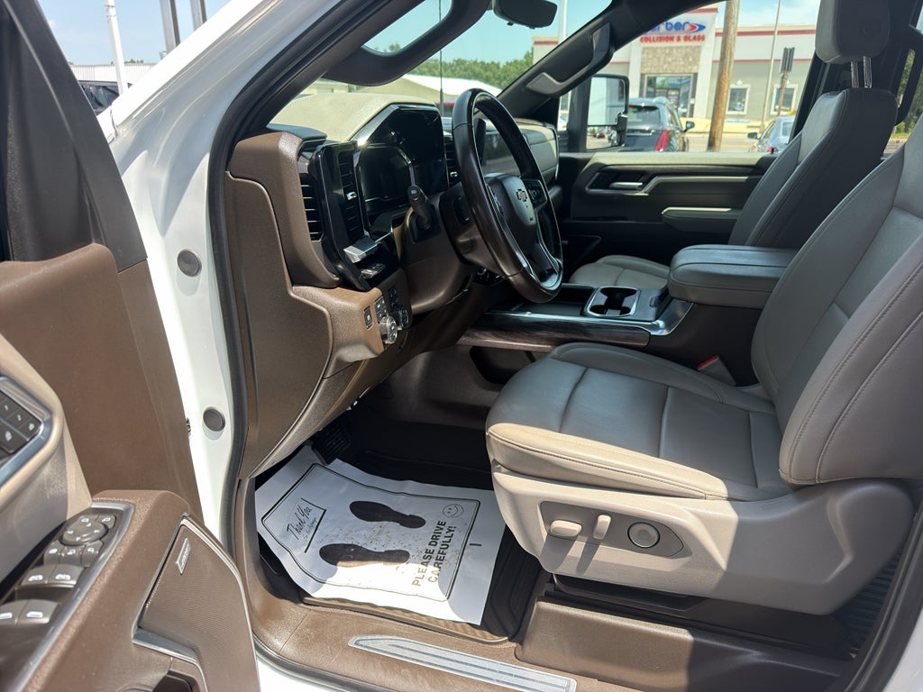 2025 Chevrolet Silverado 3500 HD LTZ DRW