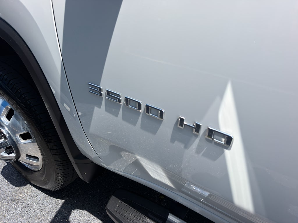2025 Chevrolet Silverado 3500 HD LTZ DRW
