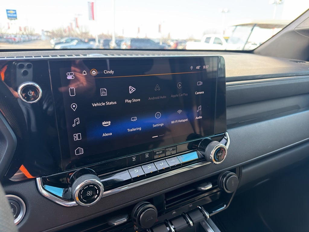 2024 Chevrolet Colorado WT