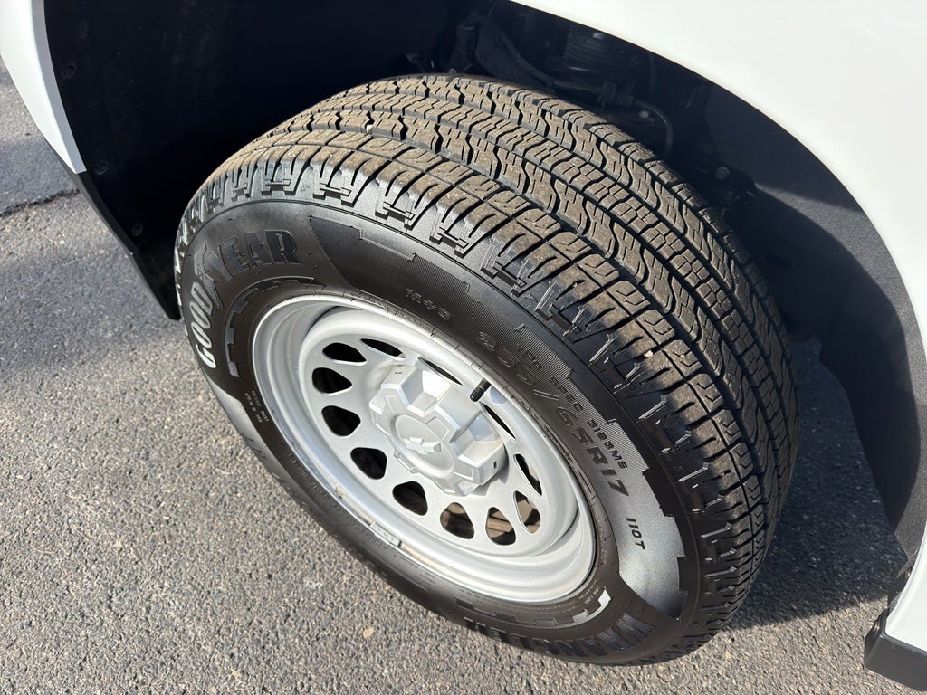 2024 Chevrolet Colorado WT