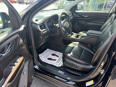 2022 GMC Acadia AT4