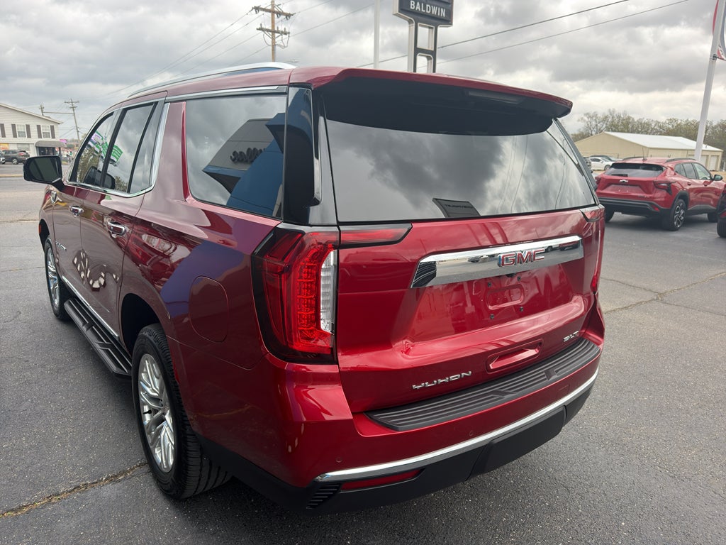 2022 GMC Yukon SLT