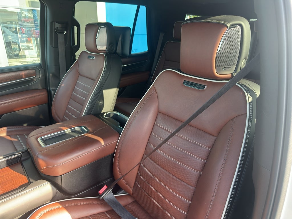 2023 GMC Yukon Denali Ultimate