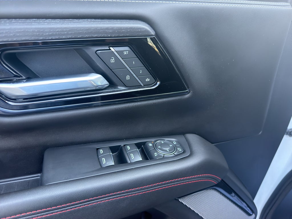 2025 GMC Yukon AT4 Ultimate