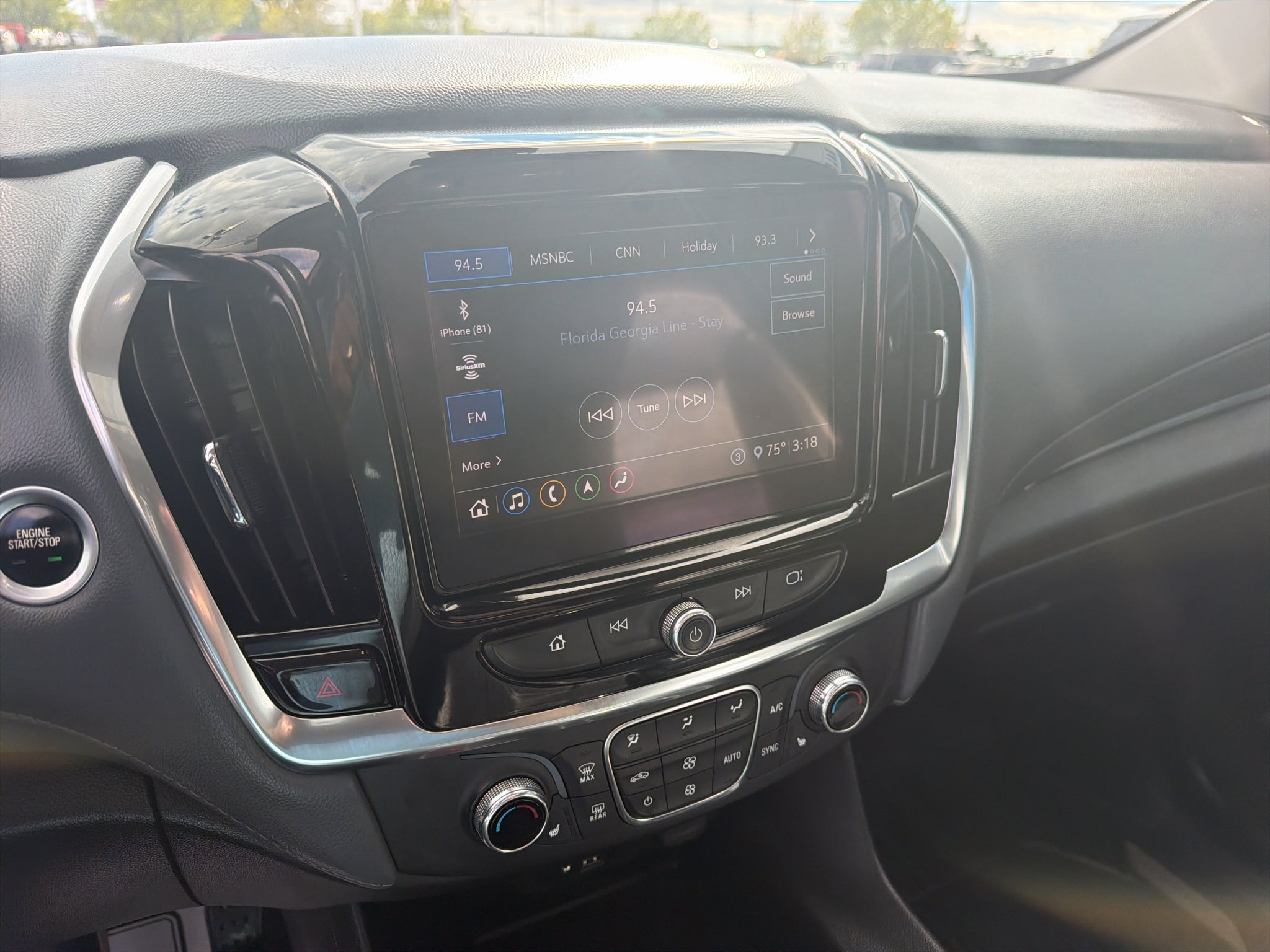 2021 Chevrolet Traverse LT Leather