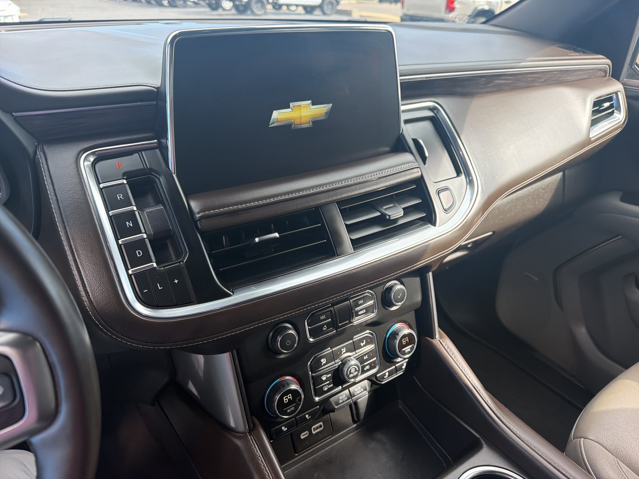 2024 Chevrolet Suburban Z71