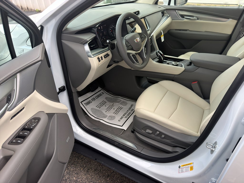 2026 Cadillac XT5 Premium Luxury
