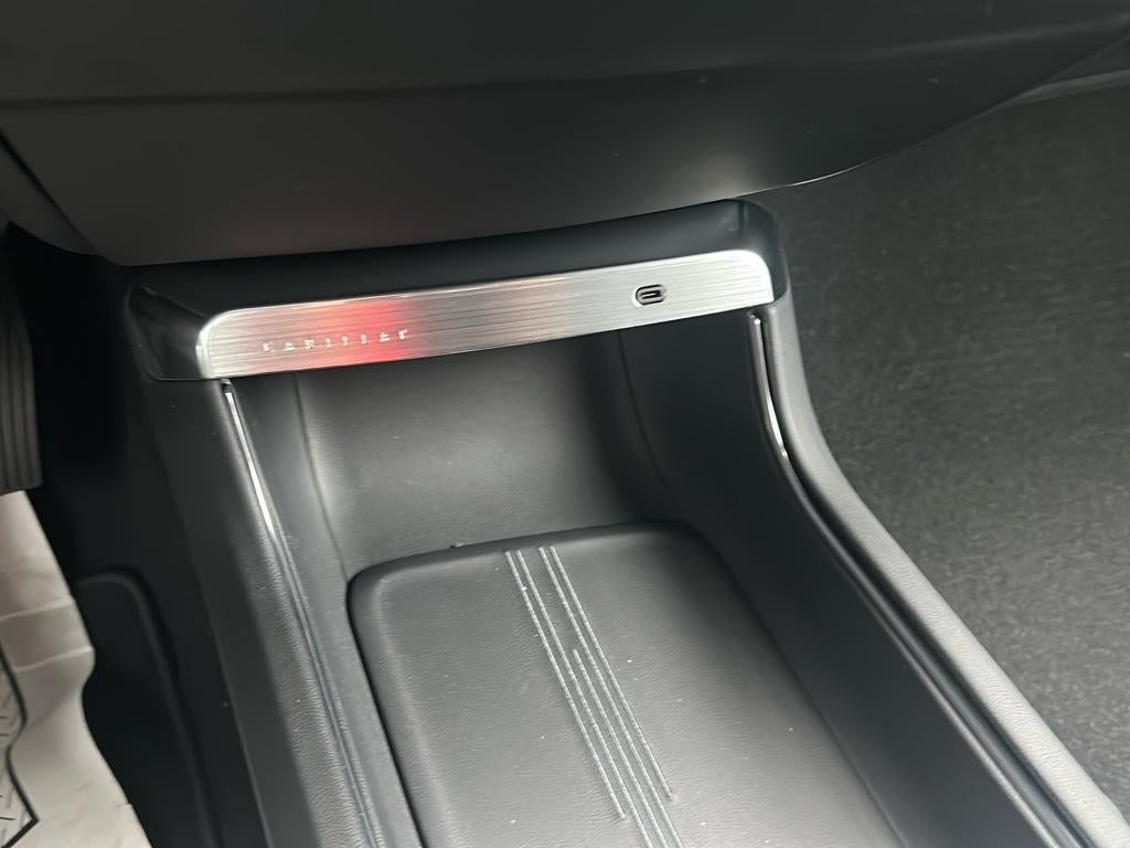 2025 Cadillac LYRIQ Luxury 2