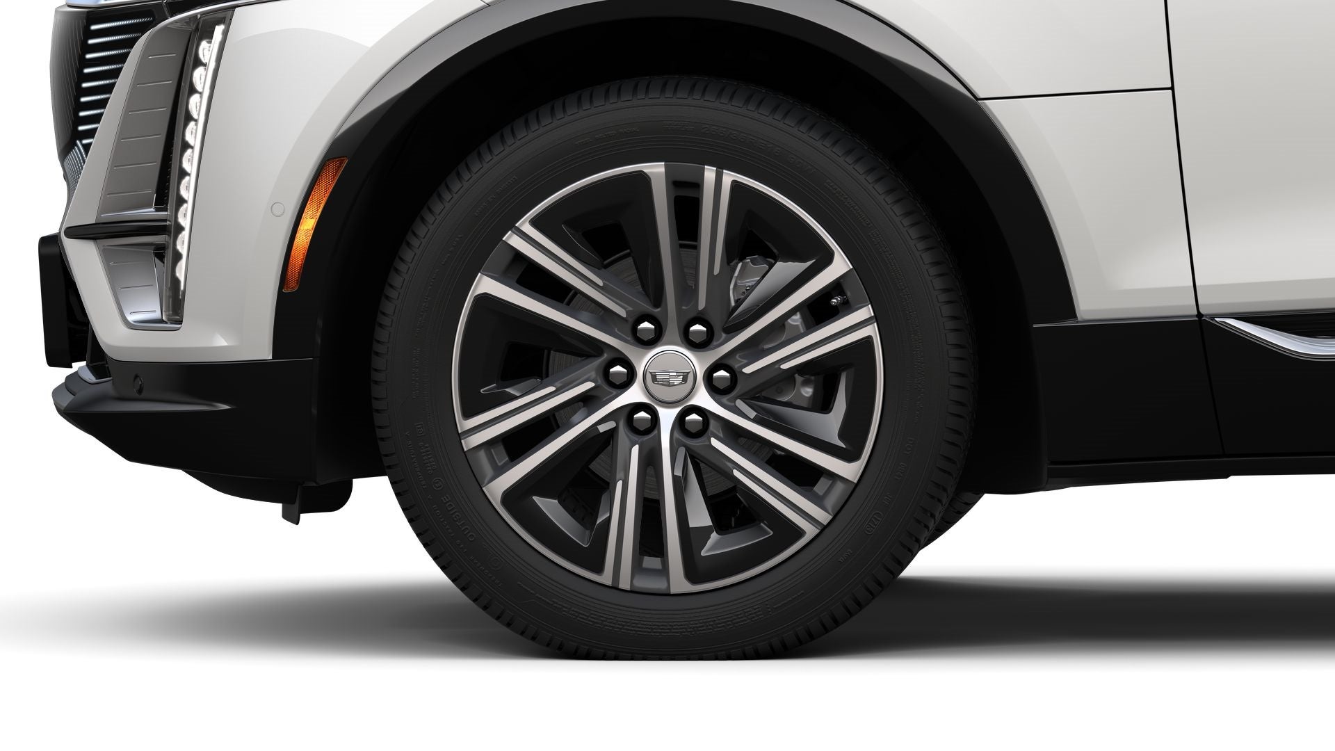 2025 Cadillac LYRIQ Luxury 2