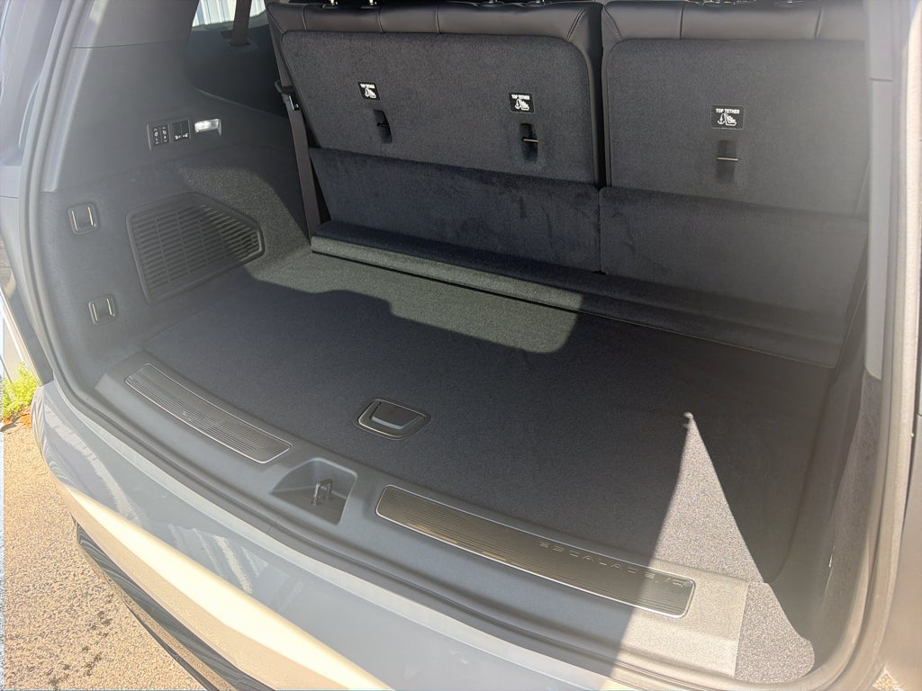 2026 Cadillac ESCALADE IQL Sport