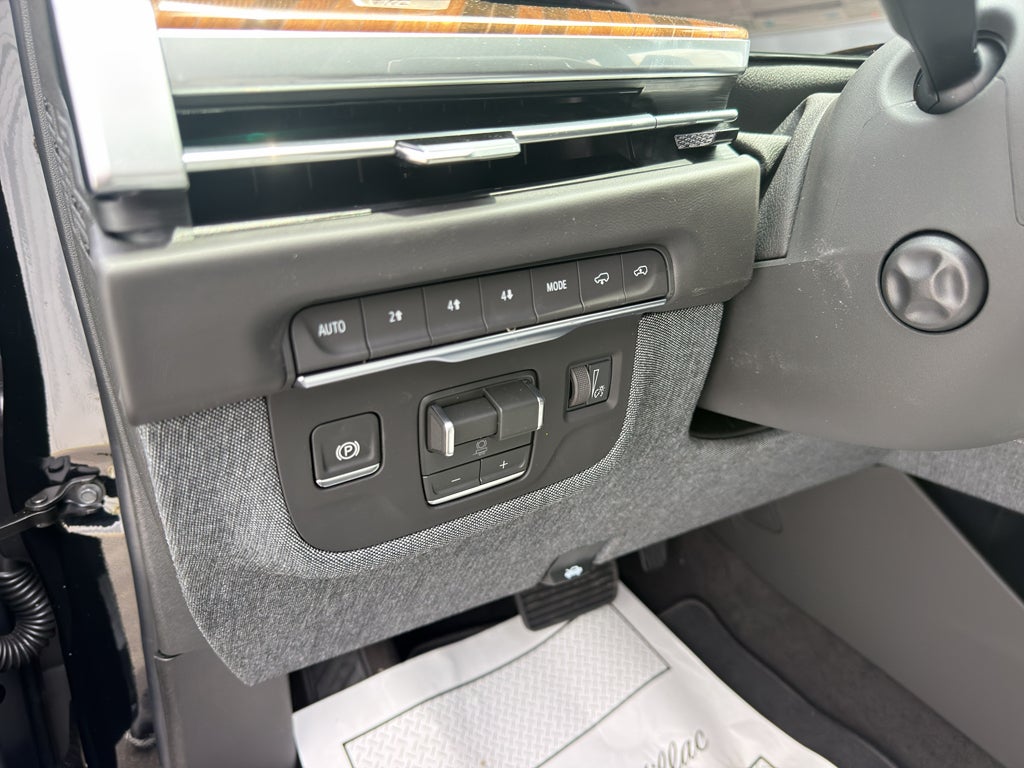 2026 Cadillac Escalade Platinum Sport
