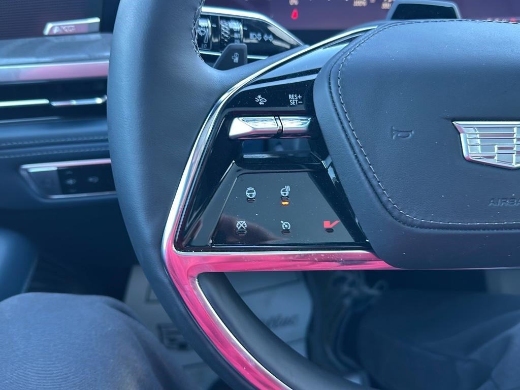 2025 Cadillac ESCALADE IQ Luxury 2