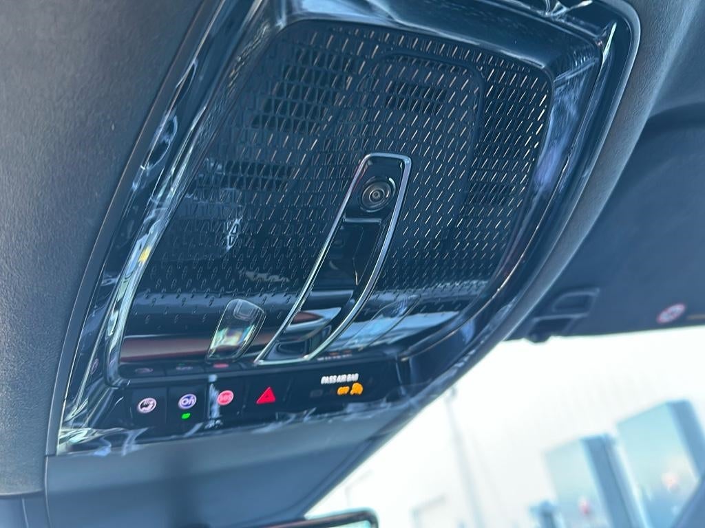 2025 Cadillac ESCALADE IQ Luxury 2