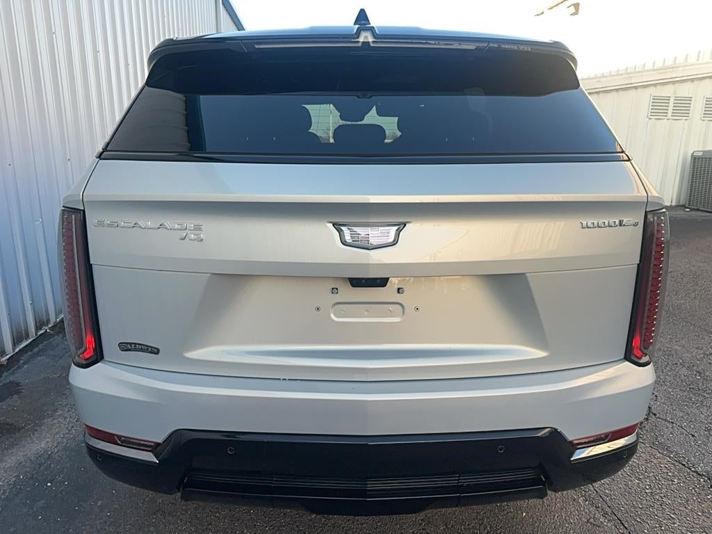 2025 Cadillac ESCALADE IQ Sport 2