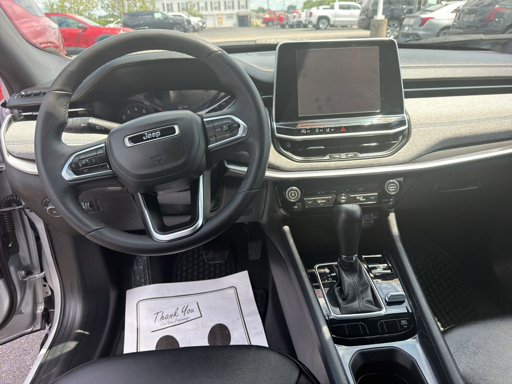 2025 Jeep Compass Latitude