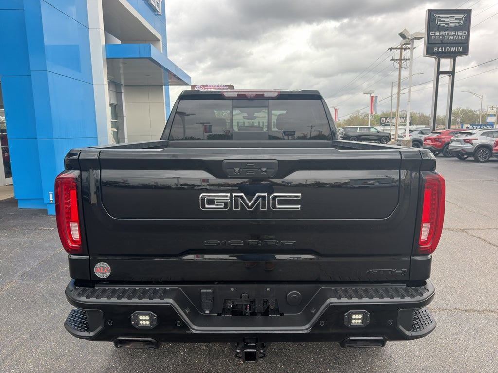 2022 GMC Sierra 1500 Limited AT4