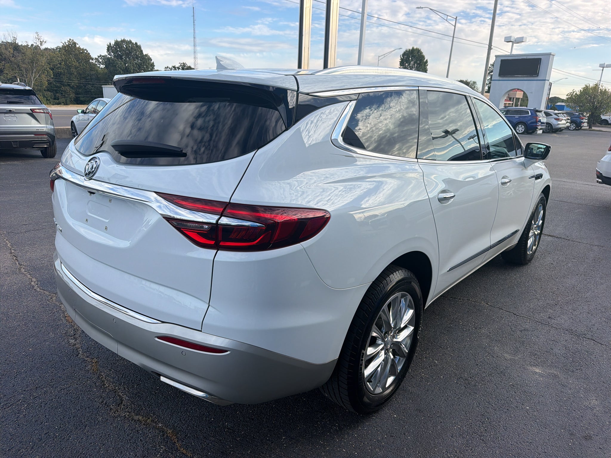 2021 Buick Enclave Essence