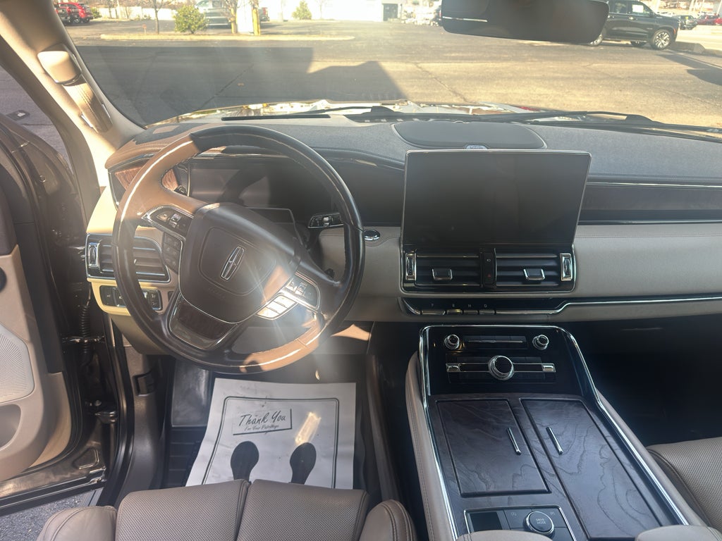 2022 Lincoln Navigator L Reserve