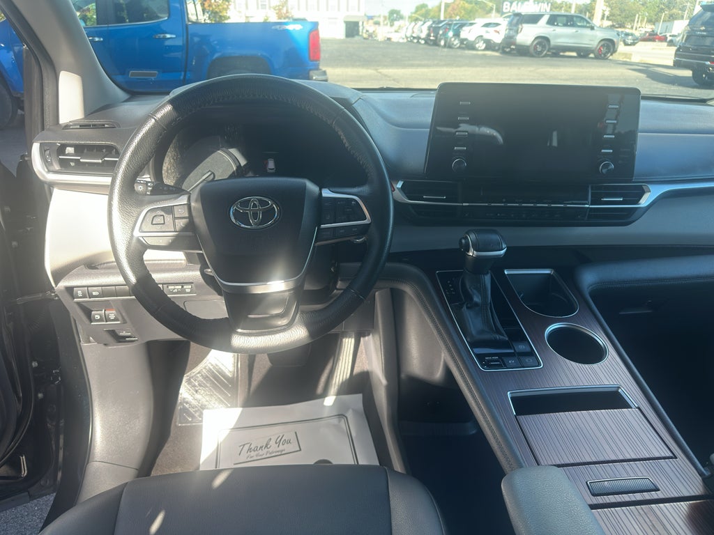 2024 Toyota Sienna XLE