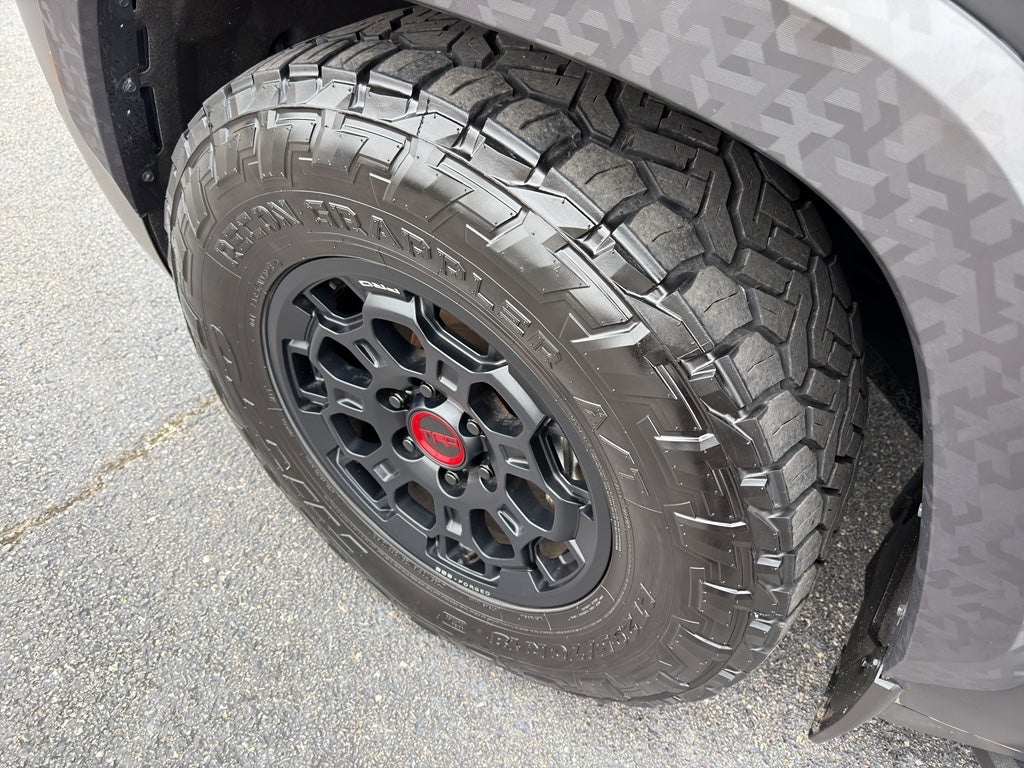 2024 Toyota Sequoia SR5