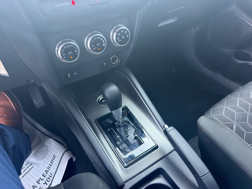 2024 Mitsubishi Outlander Sport S