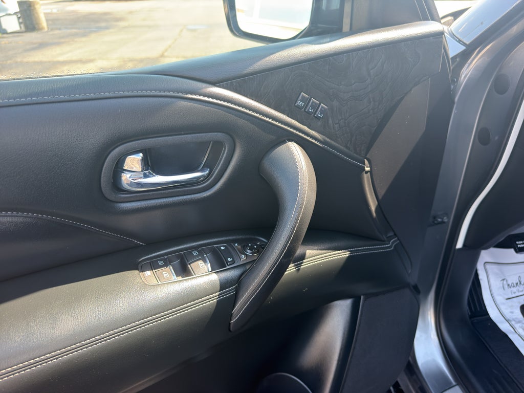 2020 INFINITI QX80 LUXE