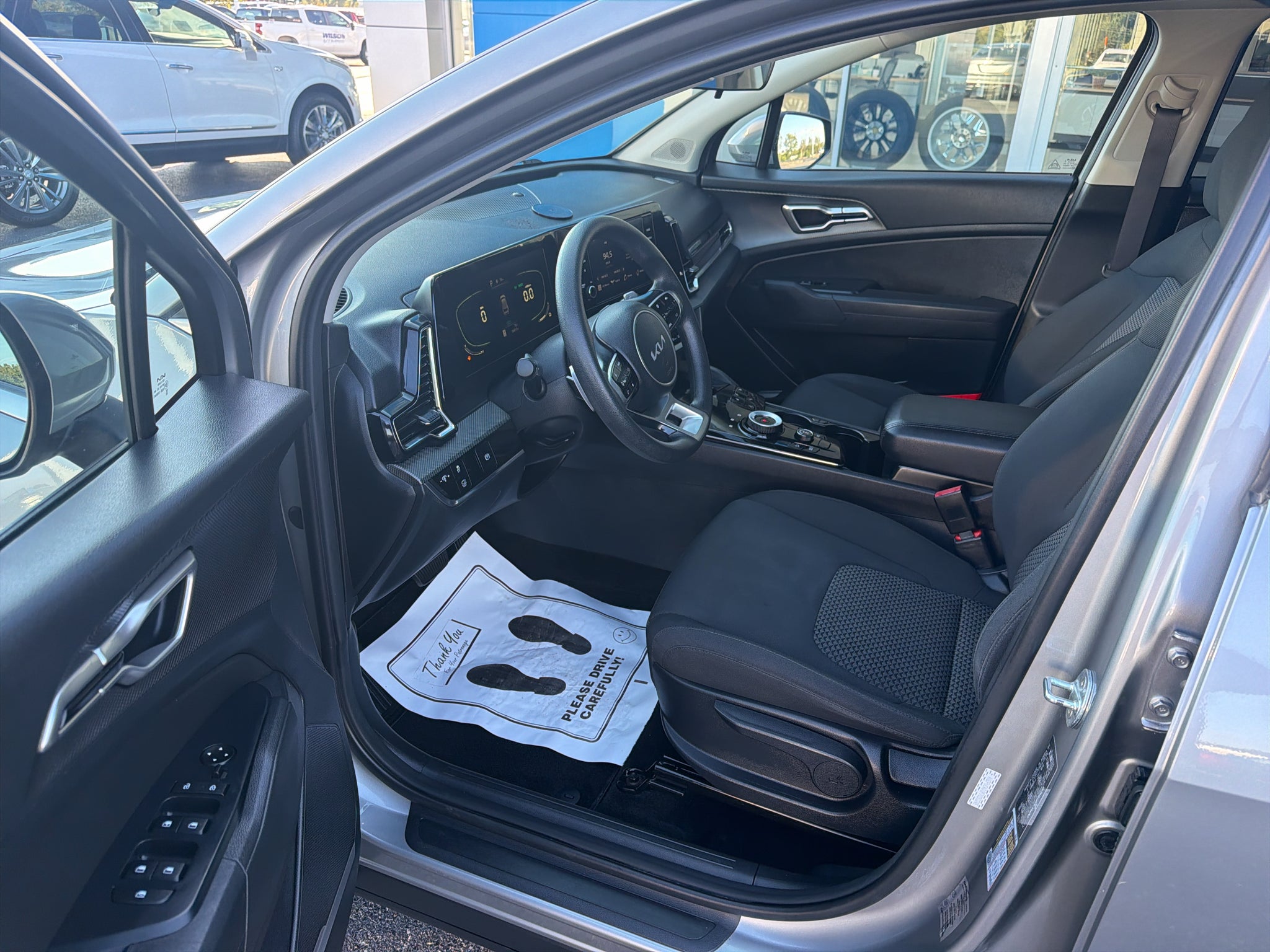 2023 Kia Sportage Hybrid LX